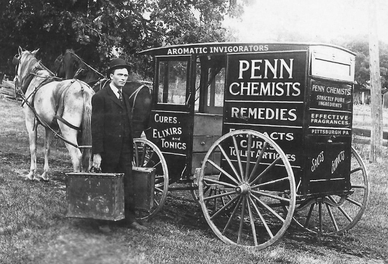PENN CHEMISTS - CENTRAL PARK 10 OZ CLASSIC CANDLE
