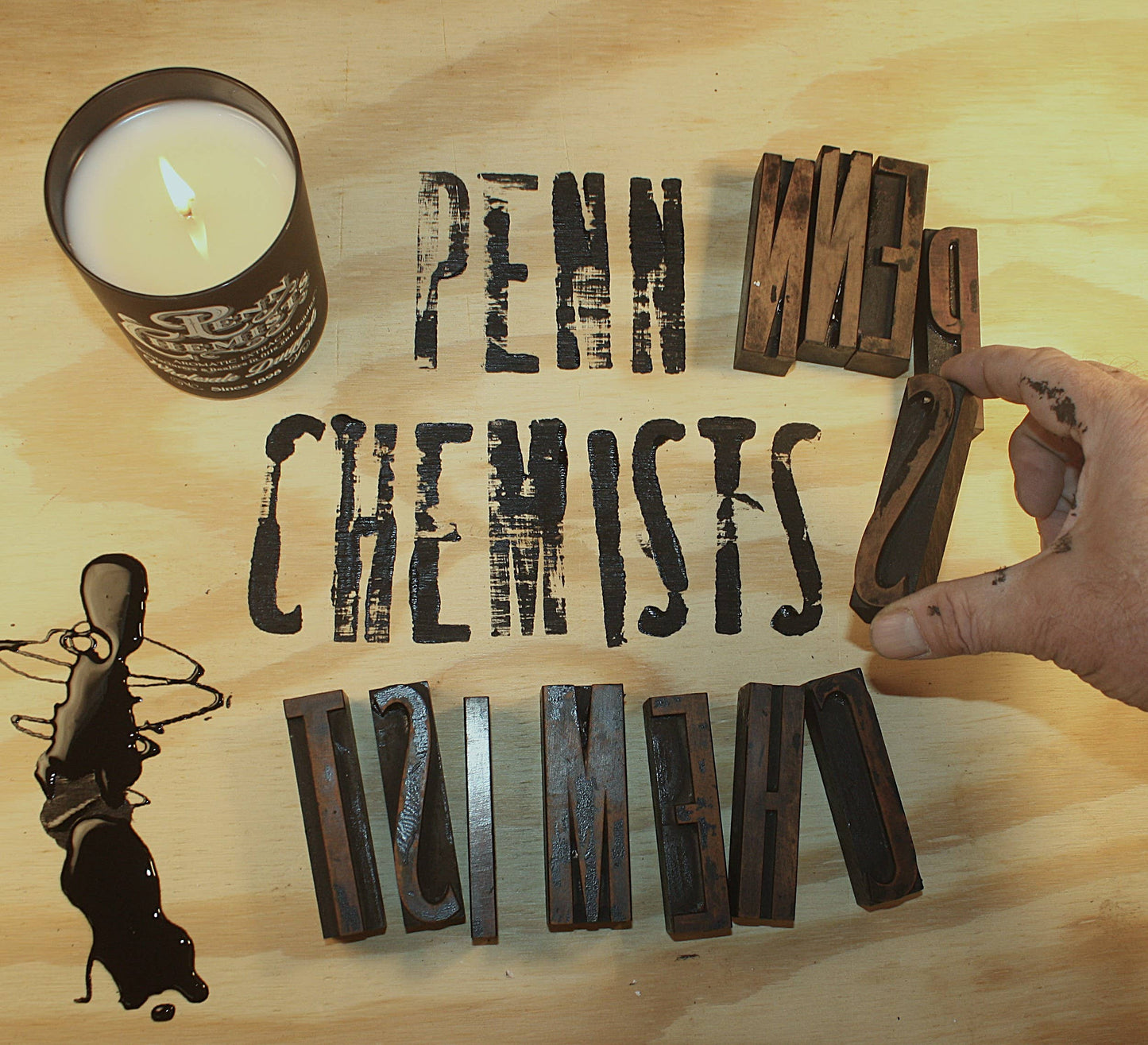 PENN CHEMISTS - INDOCHINE CLASSIC 10 OZ CANDLE